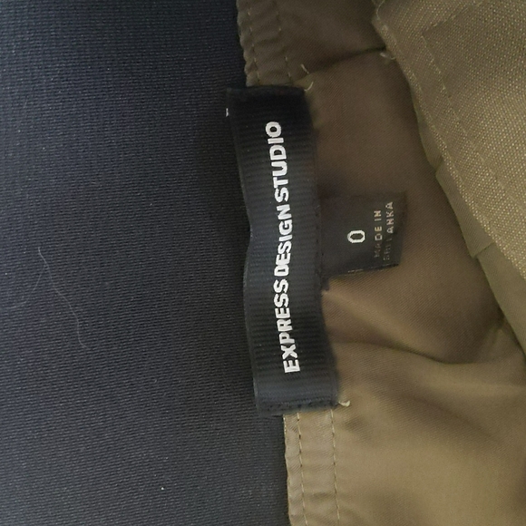 Express pencil skirt - Picture 2 of 4